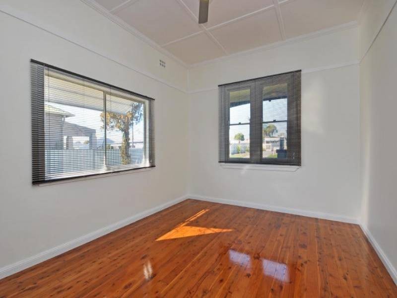 22 Daniel Street, Cessnock NSW 2325