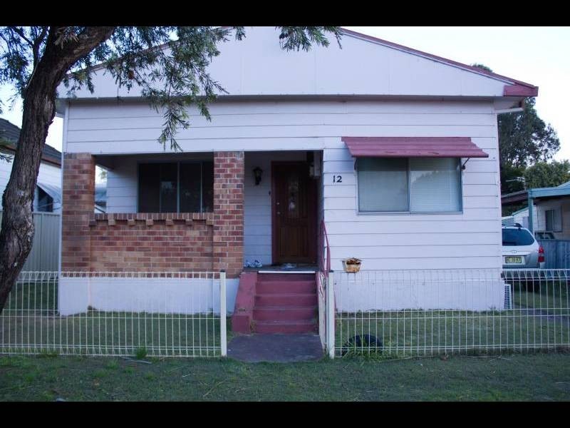 12 THIRD STREET, Weston NSW 2326