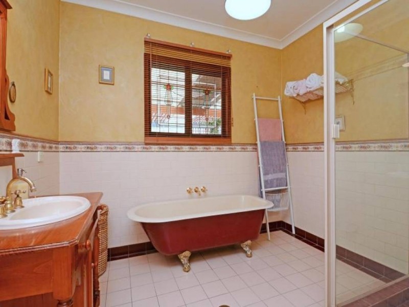28 Campbell Street, Ellalong NSW 2325