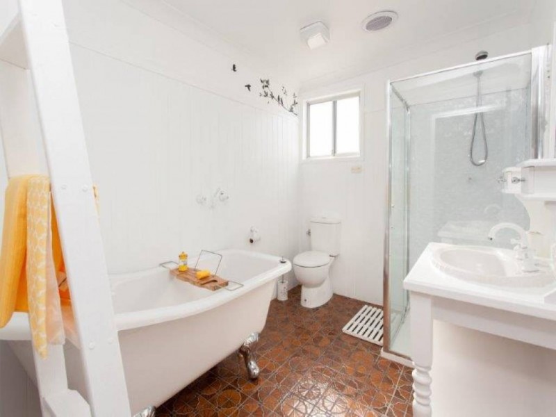 11 Elizabeth Street, Cessnock NSW 2325