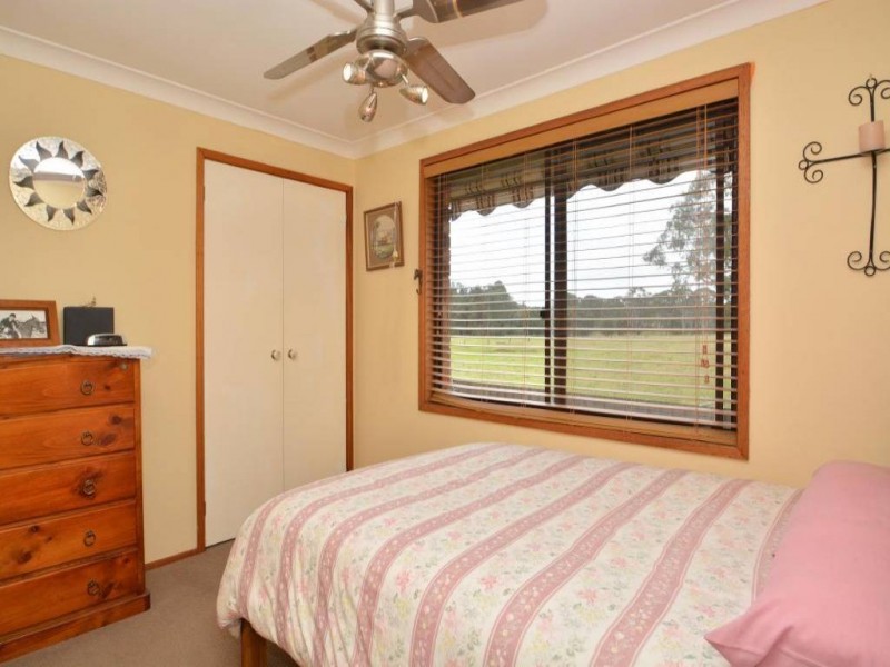 173 Harle Street, Abermain NSW 2326