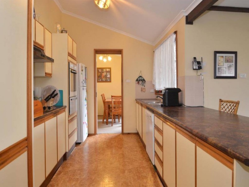 173 Harle Street, Abermain NSW 2326