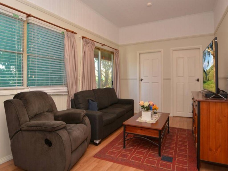12 Mount View Road, Cessnock NSW 2325
