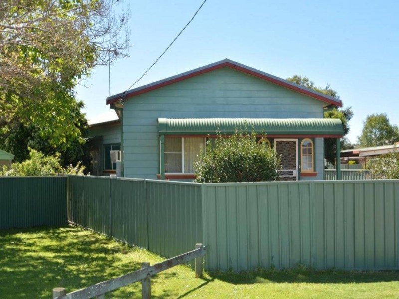 12 Mount View Road, Cessnock NSW 2325