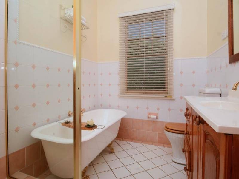 63 Wollombi Road, Cessnock NSW 2325