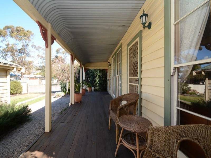 63 Wollombi Road, Cessnock NSW 2325