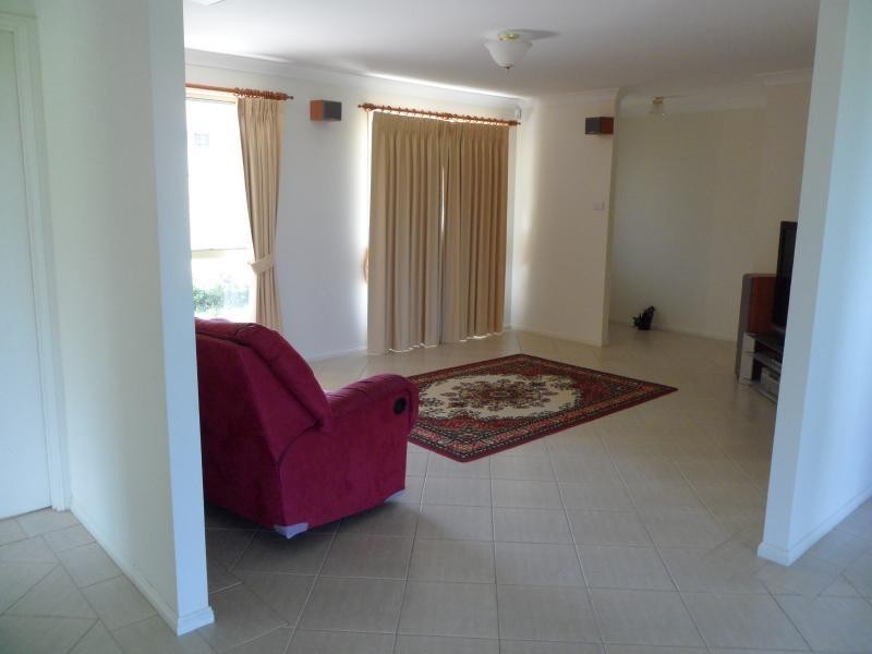 12 McKensey Street, Nulkaba NSW 2325