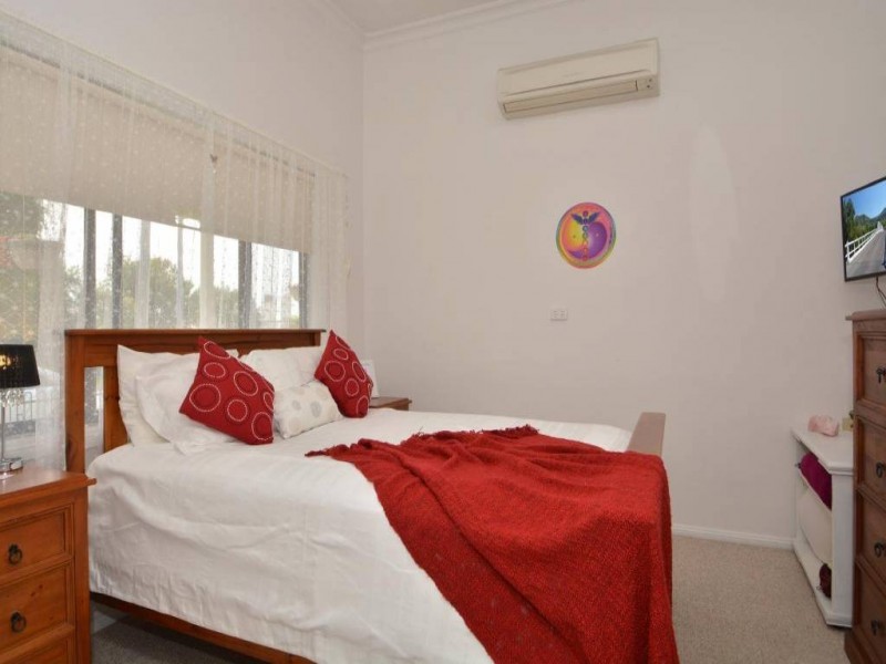 4 Sixth Street, Weston NSW 2326