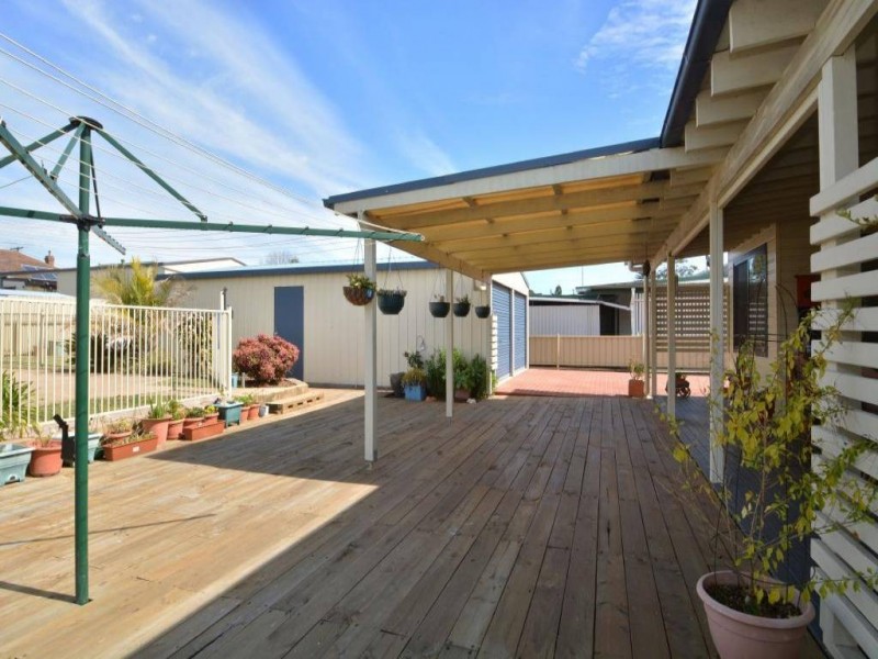 4 Sixth Street, Weston NSW 2326