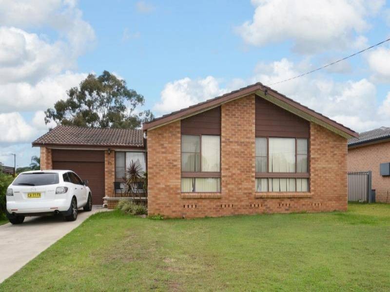 25 Mavis Street, Cessnock NSW 2325