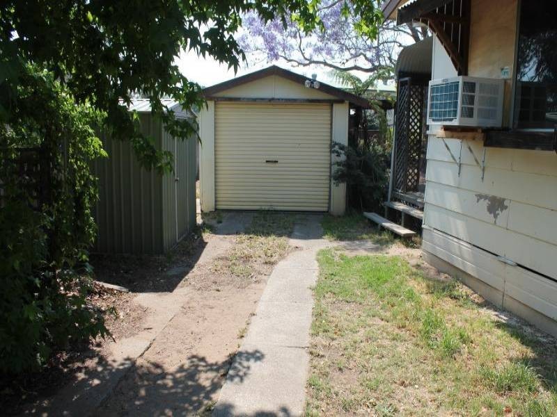 2 Nelson Street, Cessnock NSW 2325