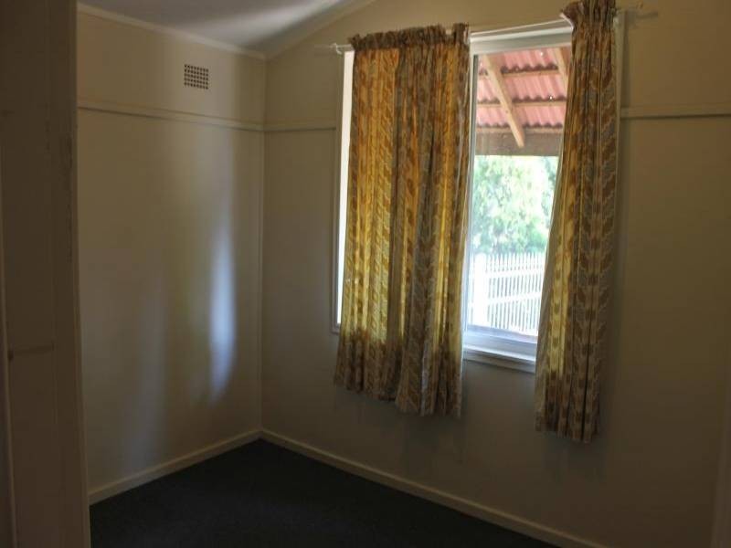 2 Nelson Street, Cessnock NSW 2325