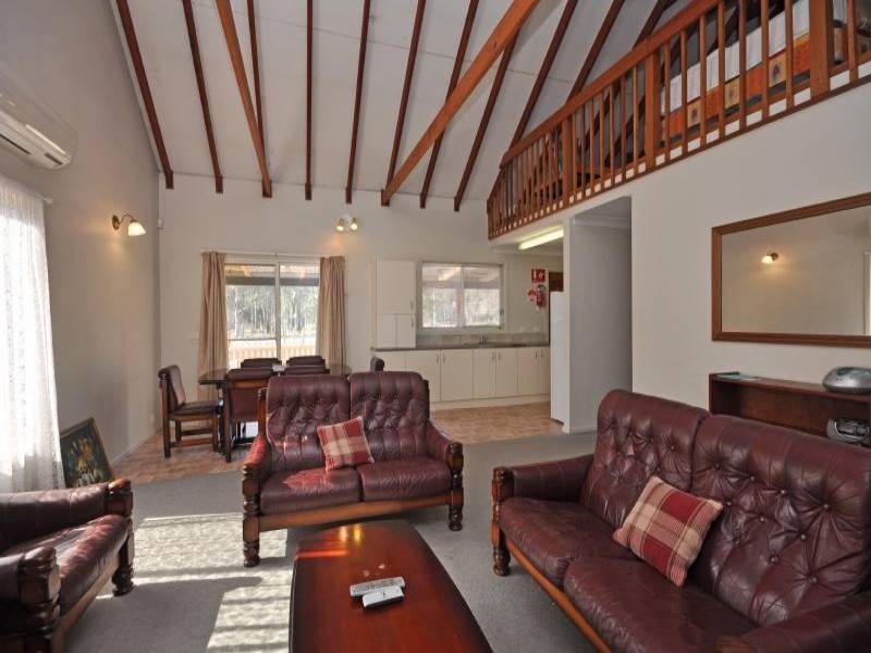 504 Wilderness Road, Rothbury NSW 2320