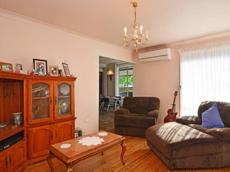 13 Burnett Street, Cessnock NSW 2325