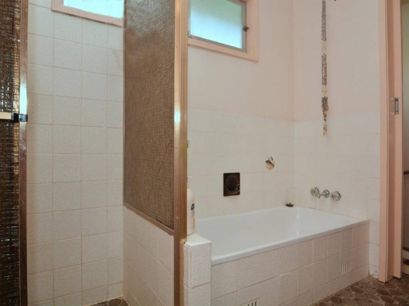 13 Burnett Street, Cessnock NSW 2325