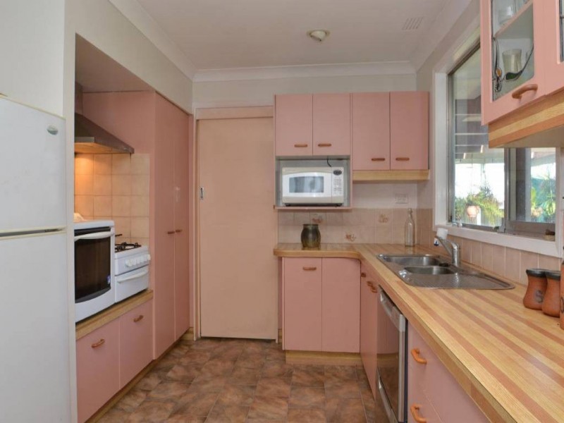 13 Burnett Street, Cessnock NSW 2325