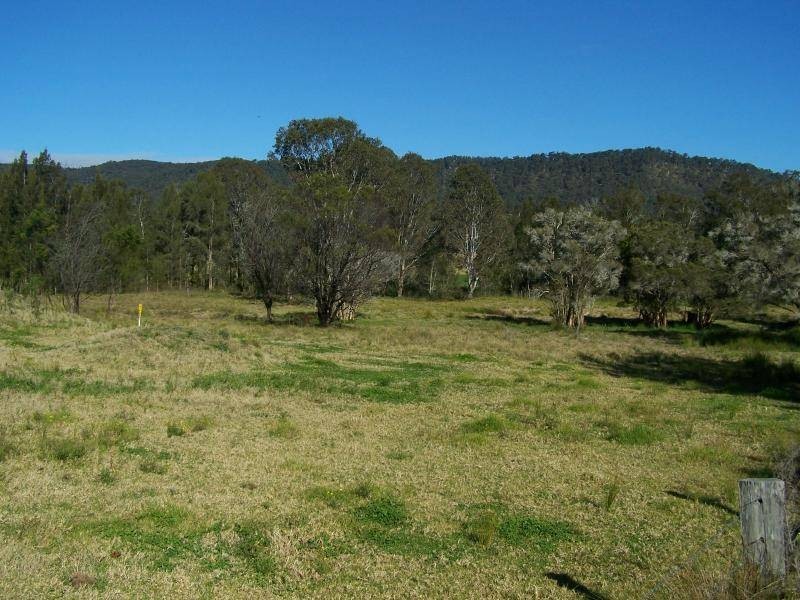 129 Wollombi Road, Millfield NSW 2325