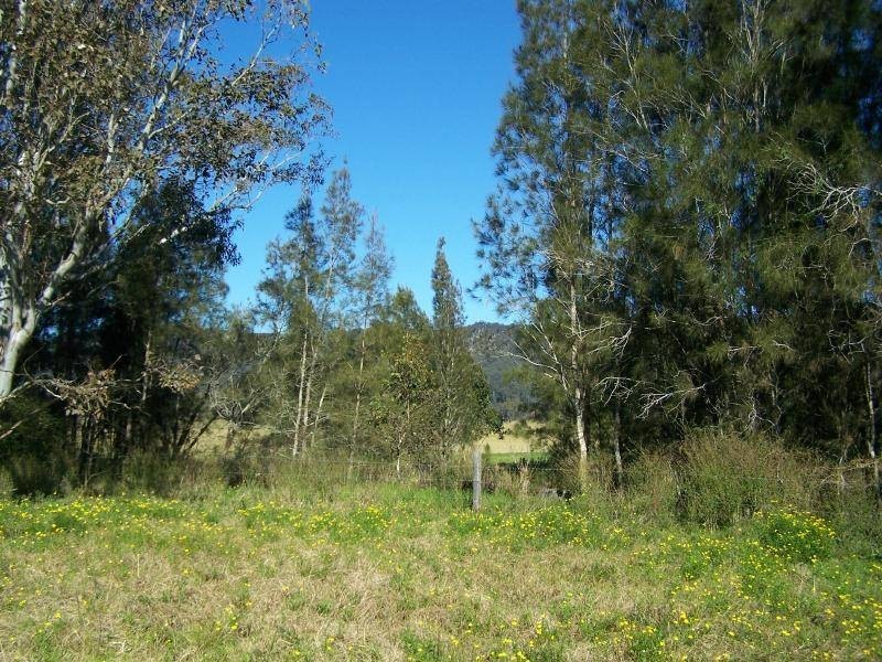 129 Wollombi Road, Millfield NSW 2325
