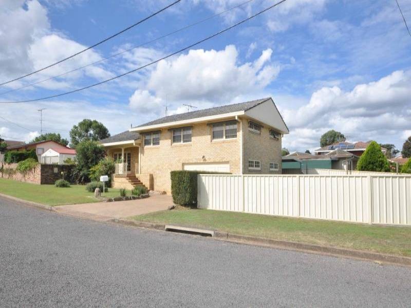14 Lindsay Street, Cessnock NSW 2325