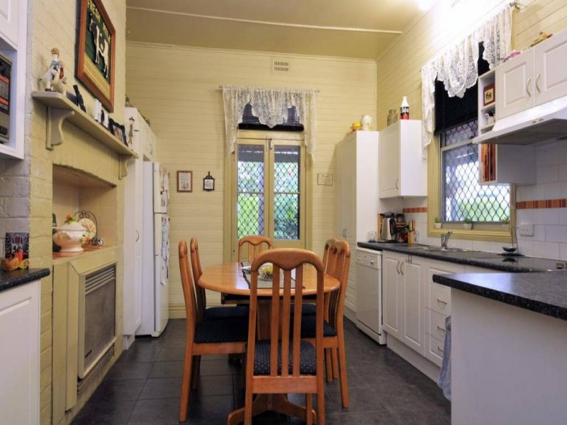 22 Government Road, Weston NSW 2326