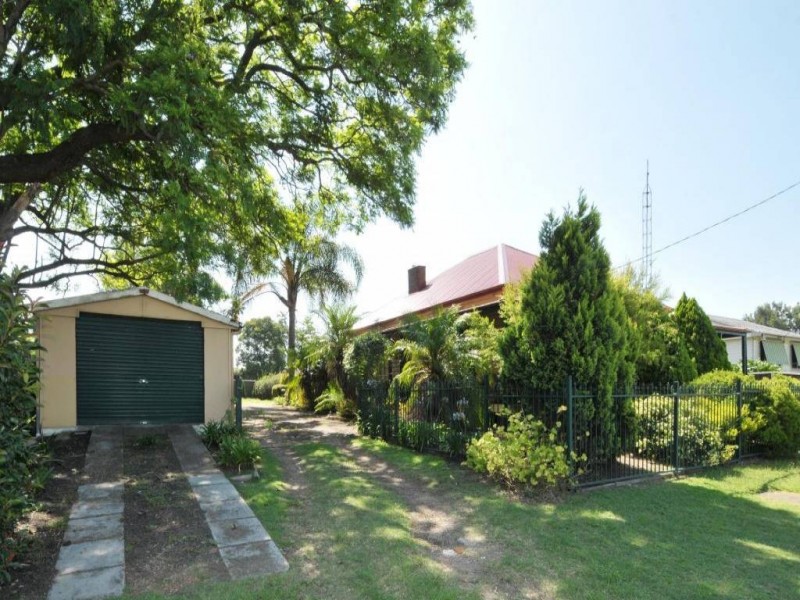 22 Government Road, Weston NSW 2326