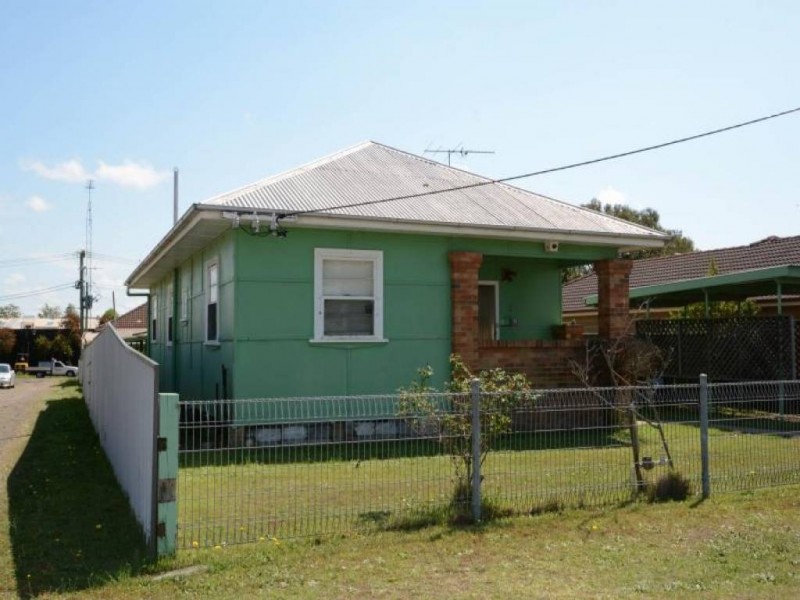 2 Edgeworth Street, Cessnock NSW 2325