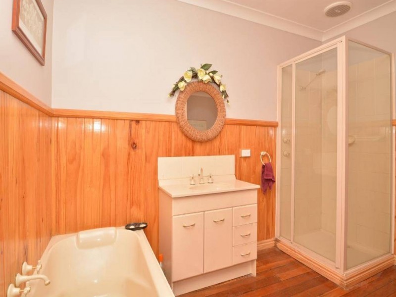 20 Daniel Street, Cessnock NSW 2325