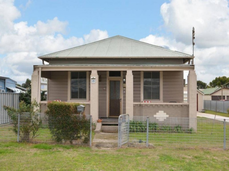 20 Daniel Street, Cessnock NSW 2325