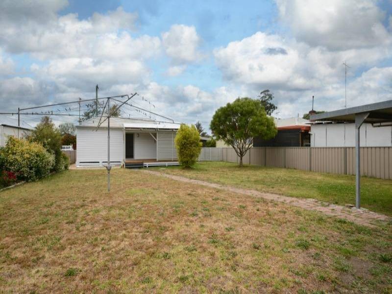 7 Oliver Street, Cessnock NSW 2325