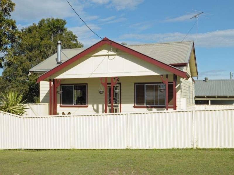 20 Tamworth Street, Abermain NSW 2326