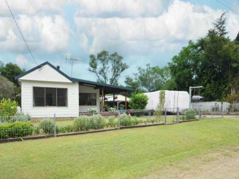 33 Main Road, Paxton NSW 2325