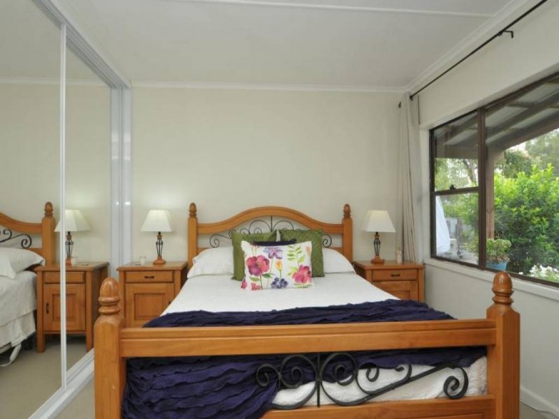 33 Main Road, Paxton NSW 2325