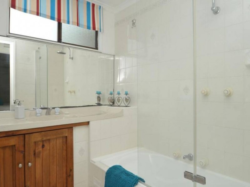 33 Main Road, Paxton NSW 2325