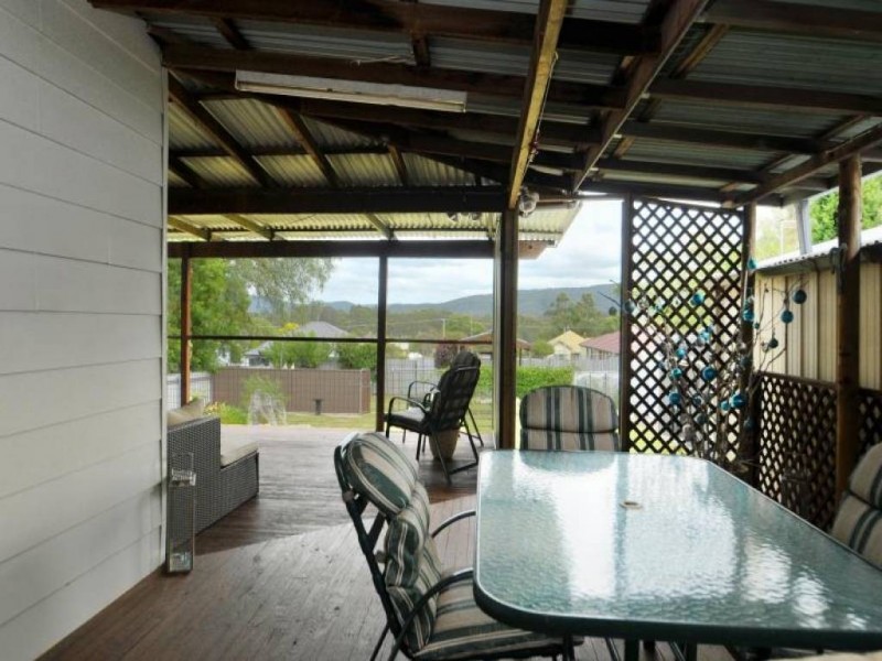 33 Main Road, Paxton NSW 2325