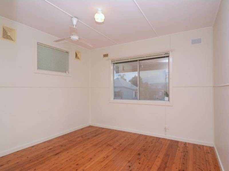 54 Mayfield Street, Cessnock NSW 2325
