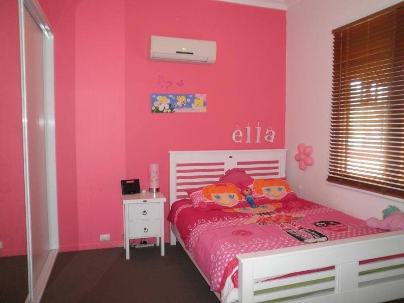 14 Edgeworth Street, Cessnock NSW 2325