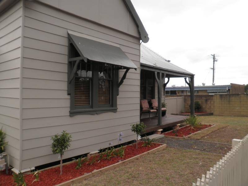 14 Edgeworth Street, Cessnock NSW 2325