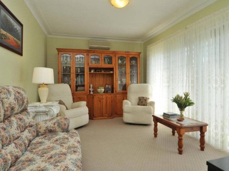 43 Main Road, Paxton NSW 2325