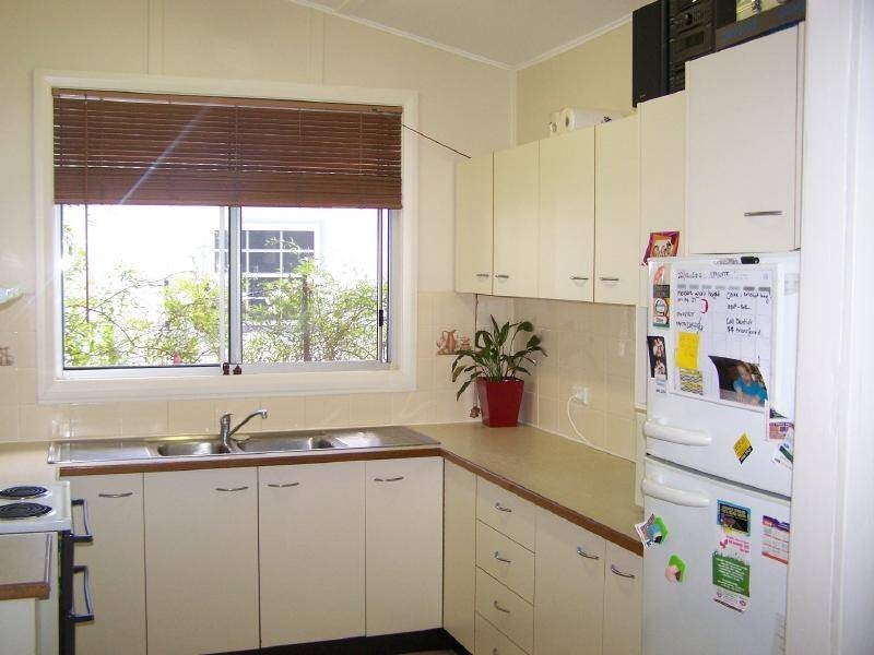 16 Catherine Street, Cessnock NSW 2325