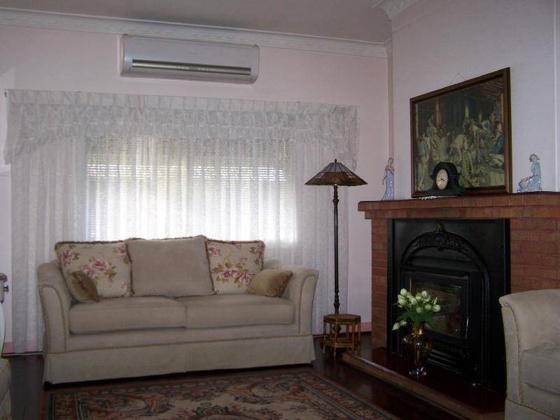 7 Mayfield, Cessnock NSW 2325