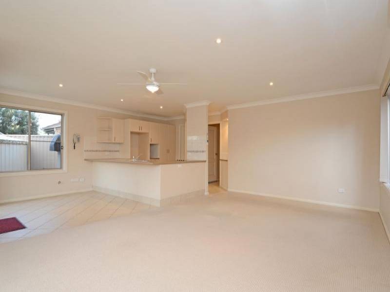 2/2A Watson Street, Bellbird NSW 2325