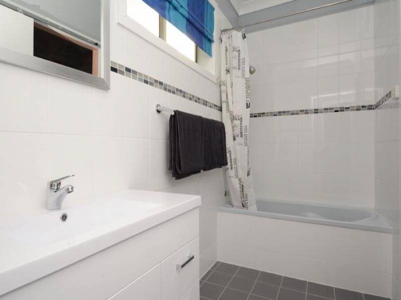 24 Adelaide Street, Paxton NSW 2325