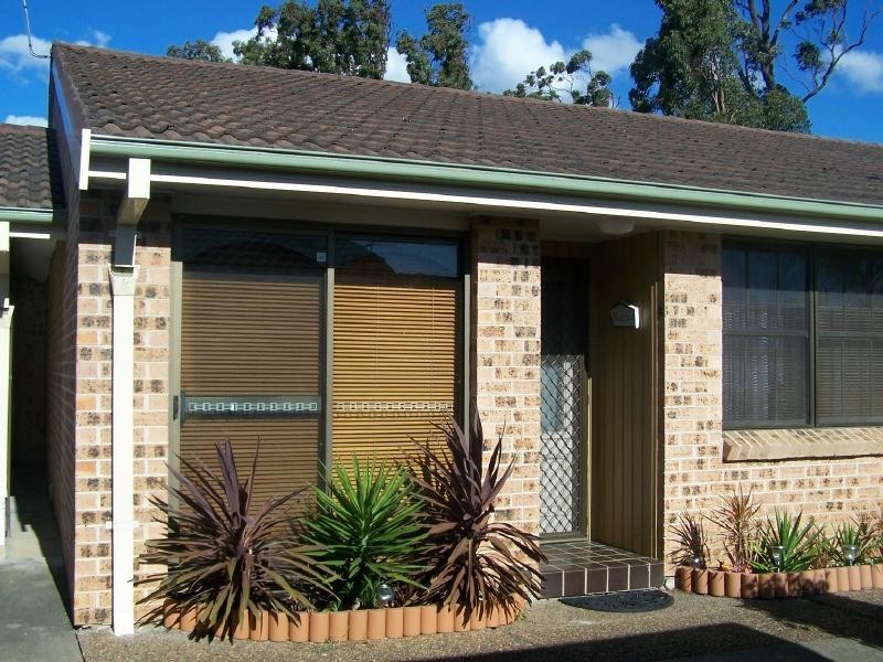 4/102 Mitchell Avenue, Kurri Kurri NSW 2327