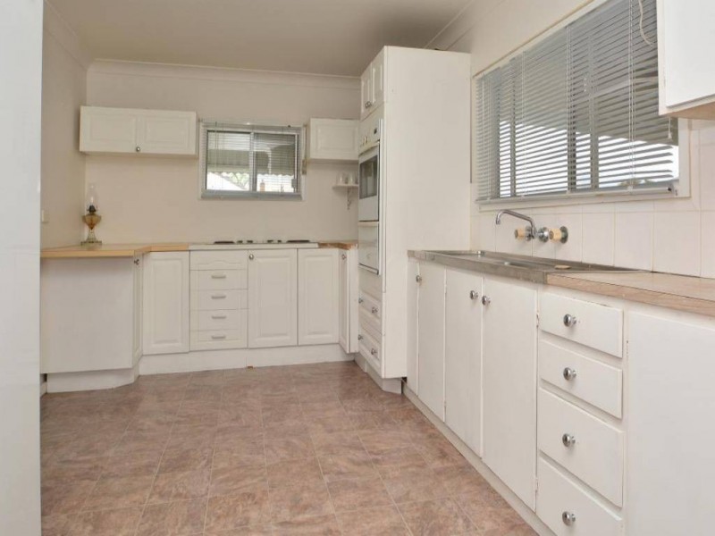 31 Jeffries Street, Cessnock NSW 2325