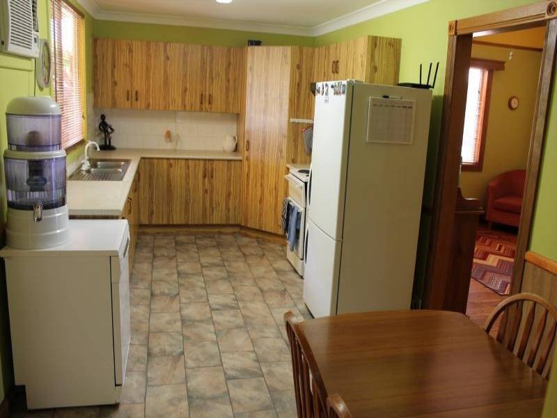 29 Moore Street, Cessnock NSW 2325