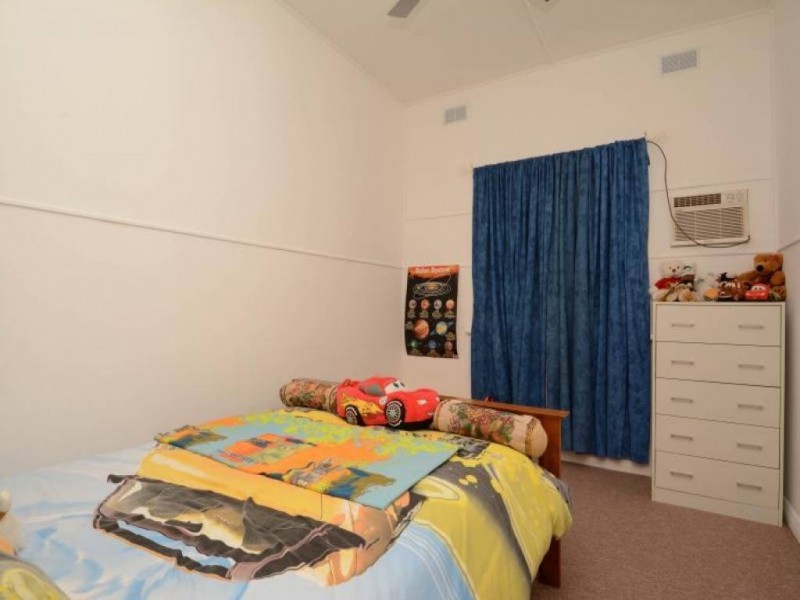 41 Desmond Street, Cessnock NSW 2325