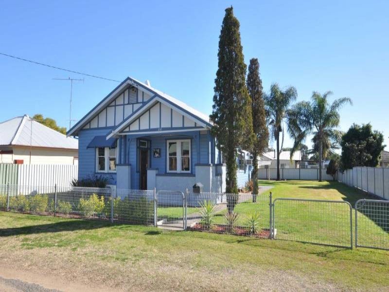 22 Daniel Street, Cessnock NSW 2325