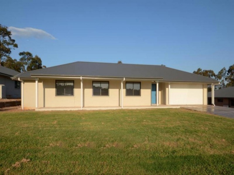 19 Woodlands Drive, Weston NSW 2326