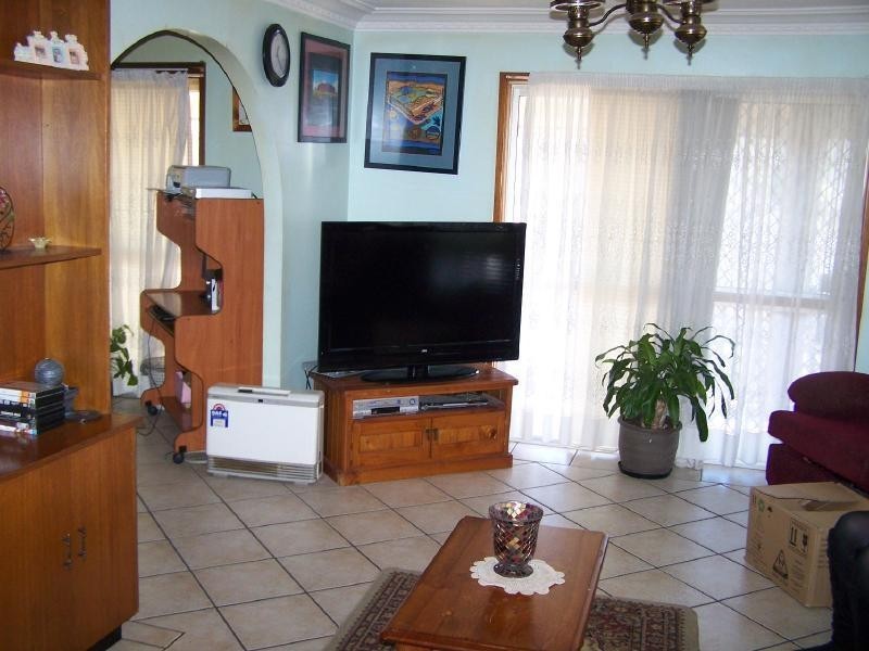 37 Burnett Street, Cessnock NSW 2325