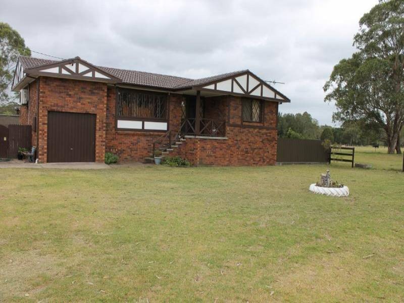 173 Harle Street, Abermain NSW 2326